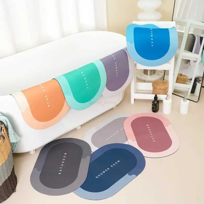 Super Absorbent Shower Bath Mat Bathroom Anti-Slip Carpet Rug Simple Kitchen Entrance Soft Door Bathtub Side Bath Mat Home DecorXJ14