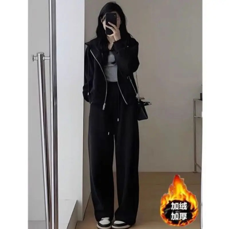 Velvet and Thickened Sports Suit For Womens Autumn Winter Korean Edition Loose Slim Fashion Sweater Casual Pants Two Piece Set 240807