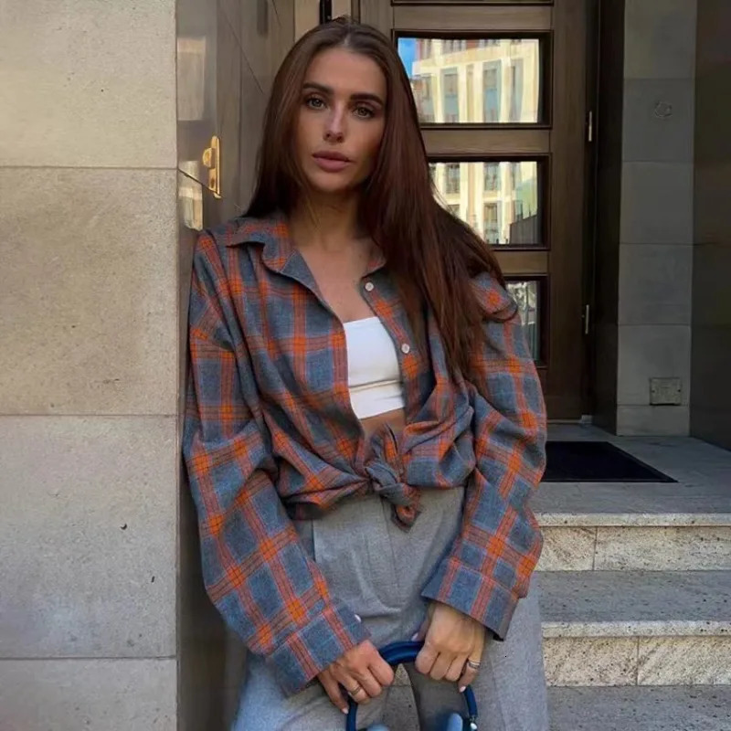 Summer Women Oversized Plaid Shirt Vintage Long Sleeve Loose Fit Blouse Autumn Female Office Fashion Shirt Tops For Woman 240807
