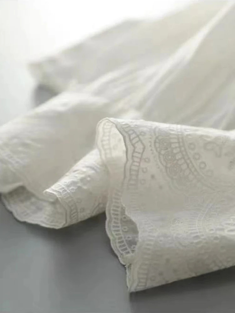 French Embroidery Flower Lace Womens Shirt V Neck Sweet Long Sleeve Linen Blouse Autumn Loose Elegant Sunscreen Top 16108 240807