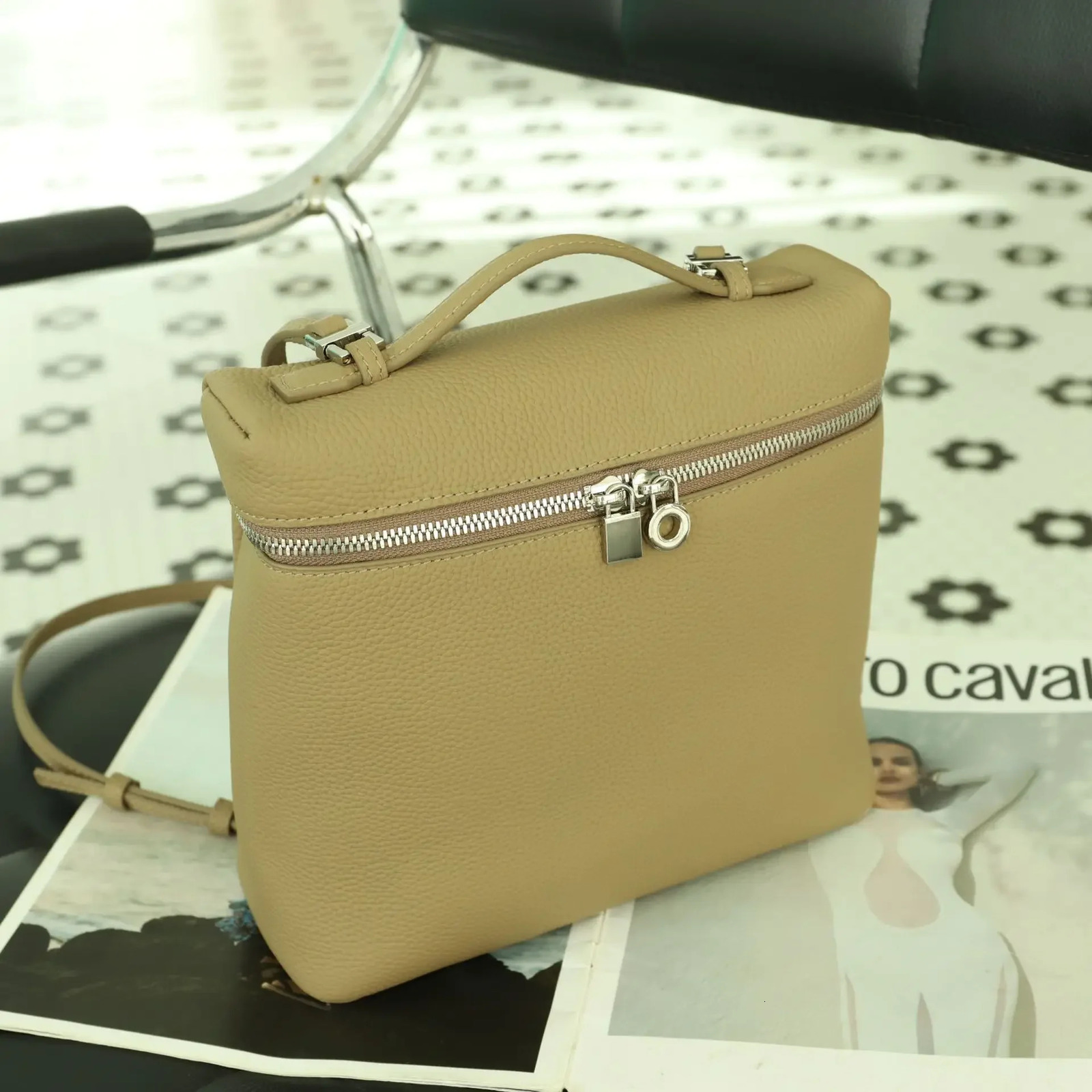 3 Womens Genuine Leather Double Shoulder Bag High-end Feel Handbag Simple One Piece 240806 4