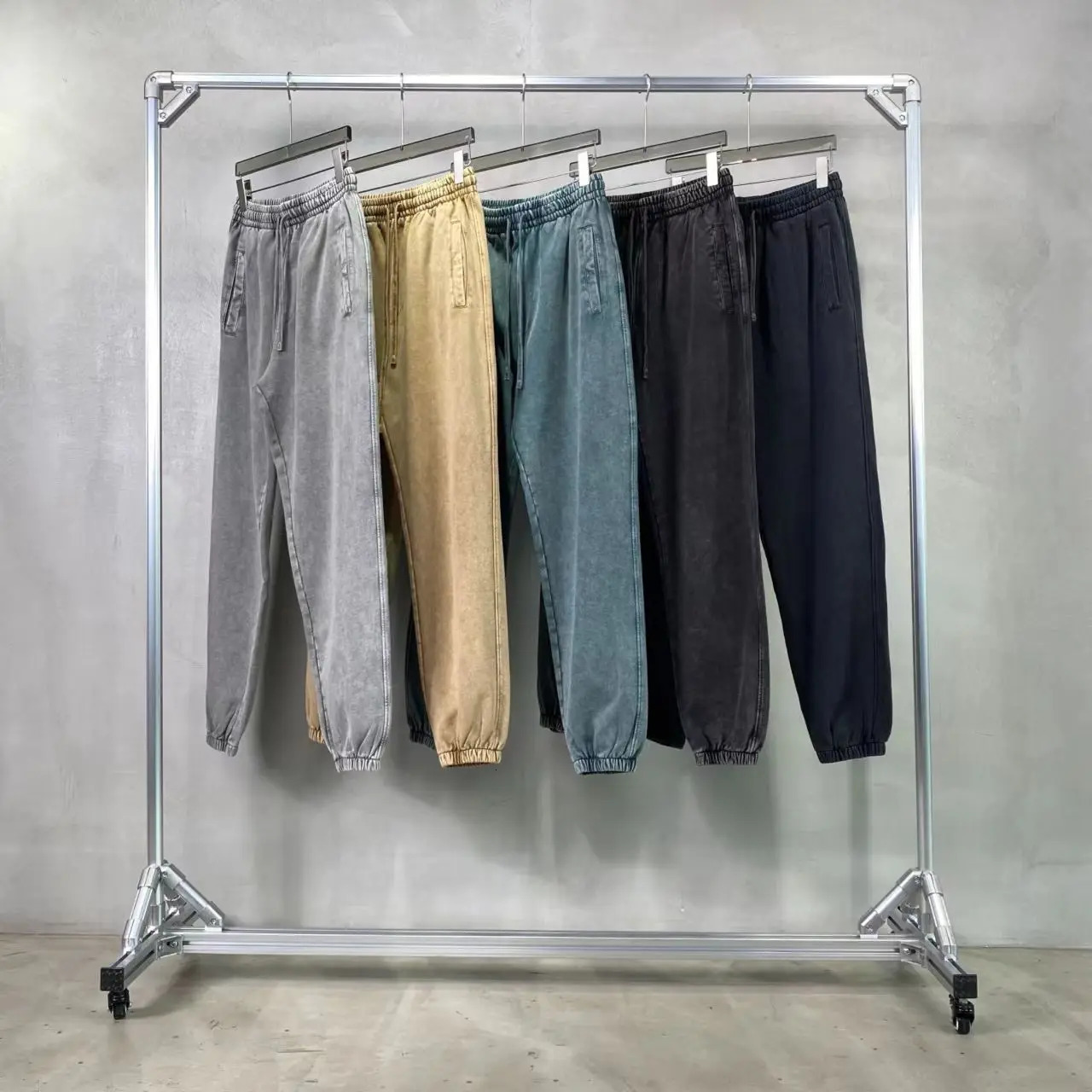 Autumn Winter Batik Retro Loose Sweatpants Man Vintage Full Length Drawstring Elastic Waist Washed Casual Streetwear Pants 240806