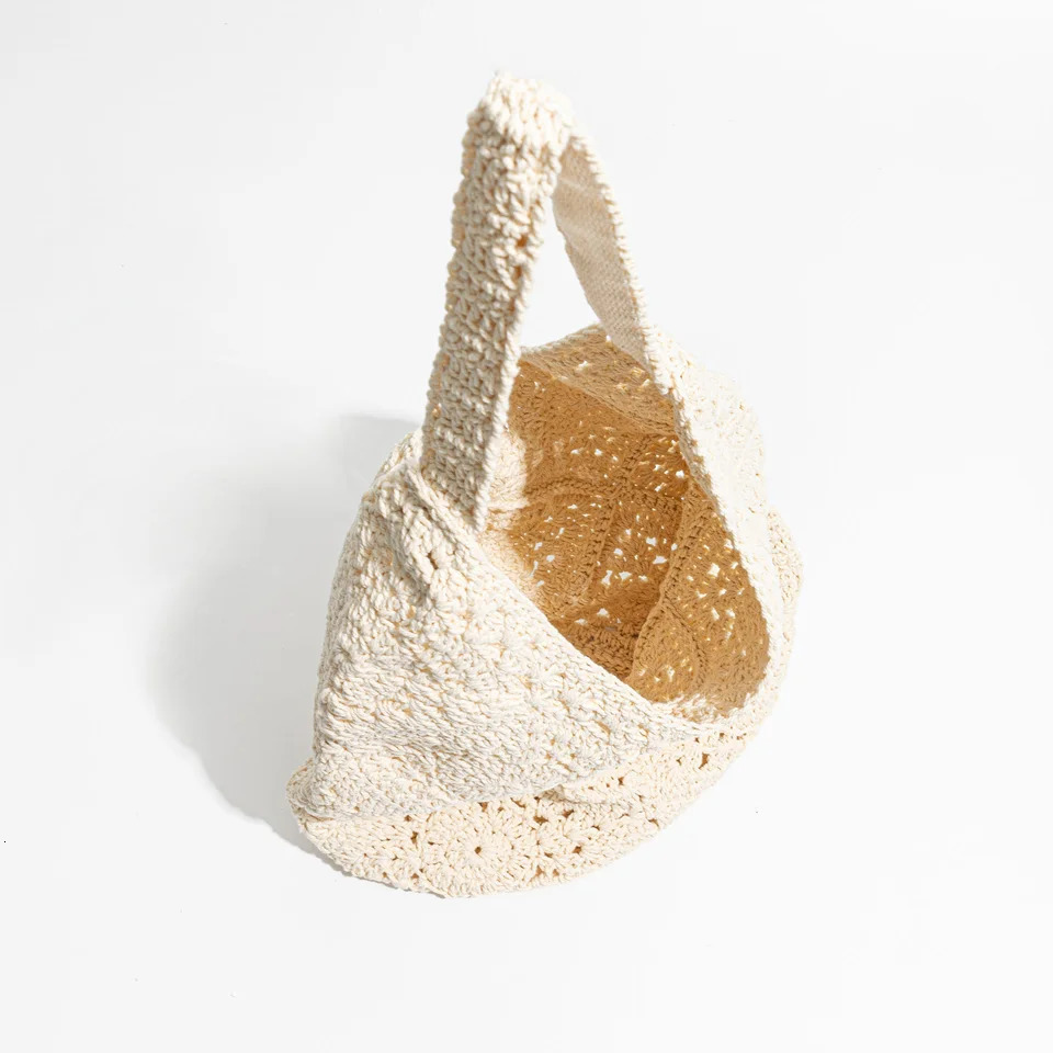 Handwoven Crochet Beach Bag for Woman Lightweight Knitted White Tote Handbag Summer Shopping Travel Shoulder Purse 2024 240808