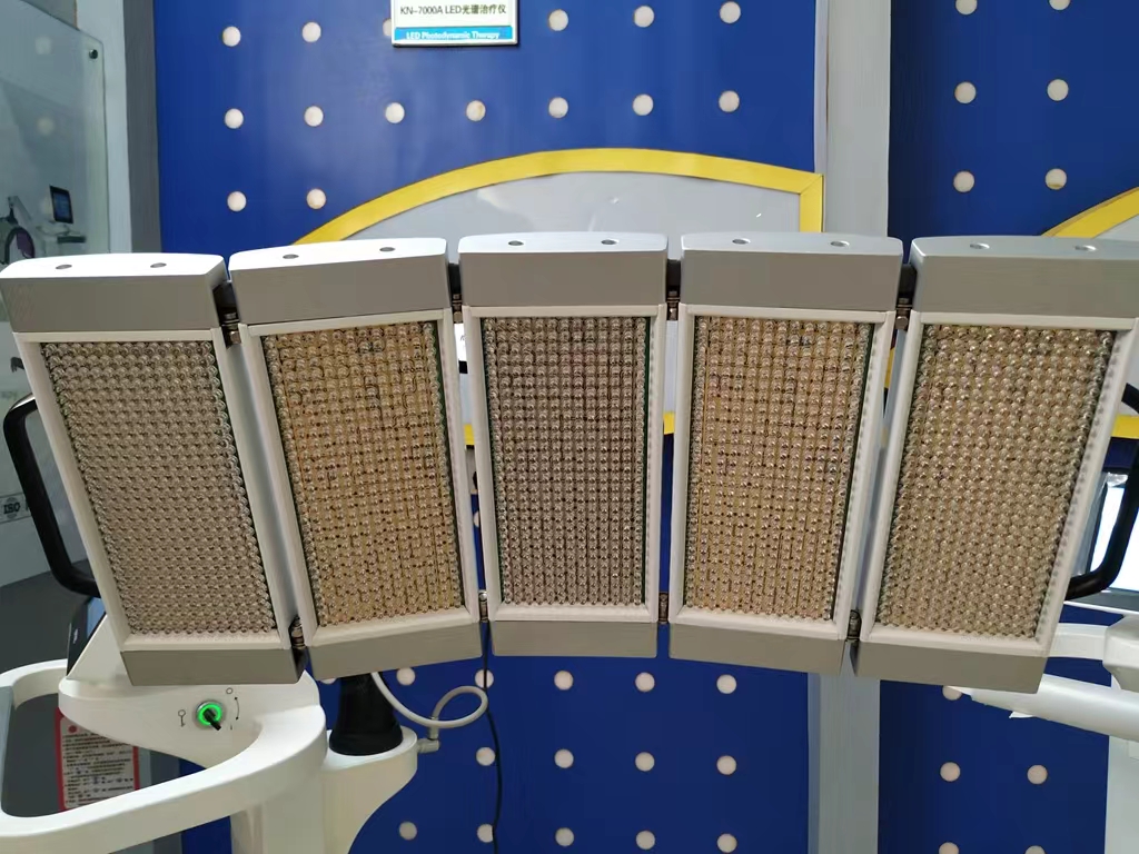 FDA Approved Infrared PDT Lamp 417nm 590nm 633nm 850nm Led Light Therapy Photon Photodynamic PDT Red Light Therapy Skin Care Device