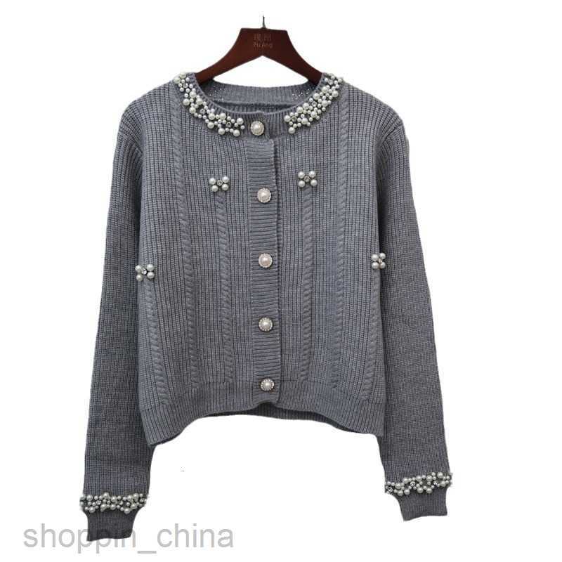 designer Women Jackets Coats fashion sweater jacket for women autumn winter with a soft delicate design that exudes elegance a socialite Knitted cardi