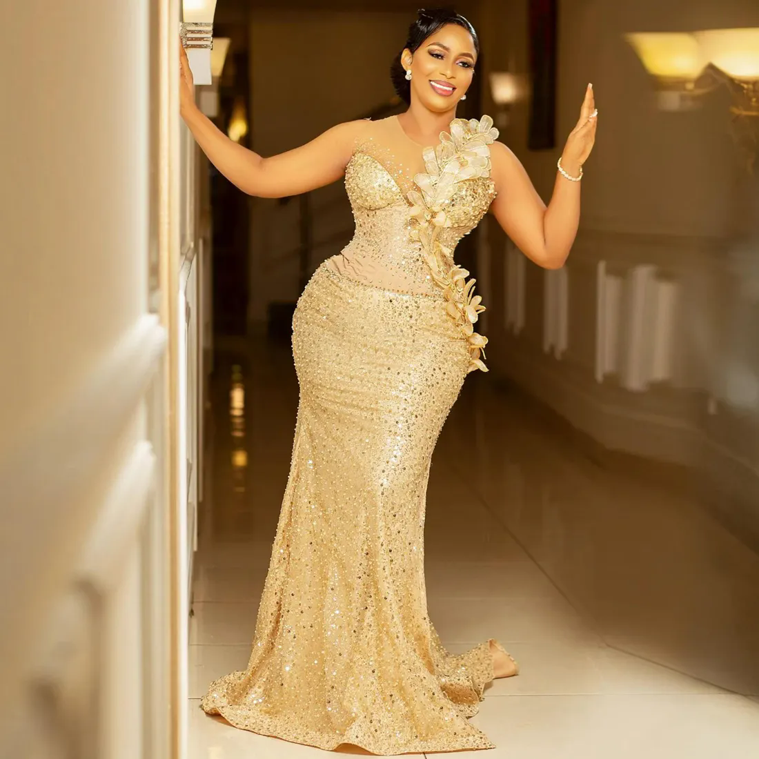 Gold Long Sleeveless Prom Dresses Mother of The Bride Gowns African Women Beads Appliques Evening Dress Aso Ebi Formal Party Gown