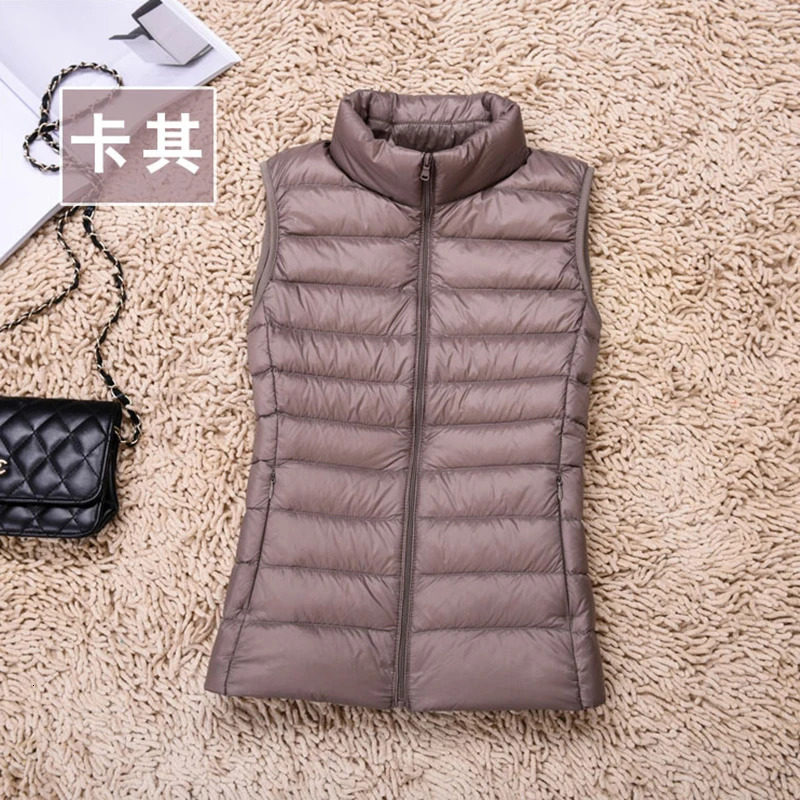 Ultralight Down Vest Women Sleeveless Women Duck Down Waistcoat Puffy Padded Warm Vest Jacket Windproof Warm Portable 240808