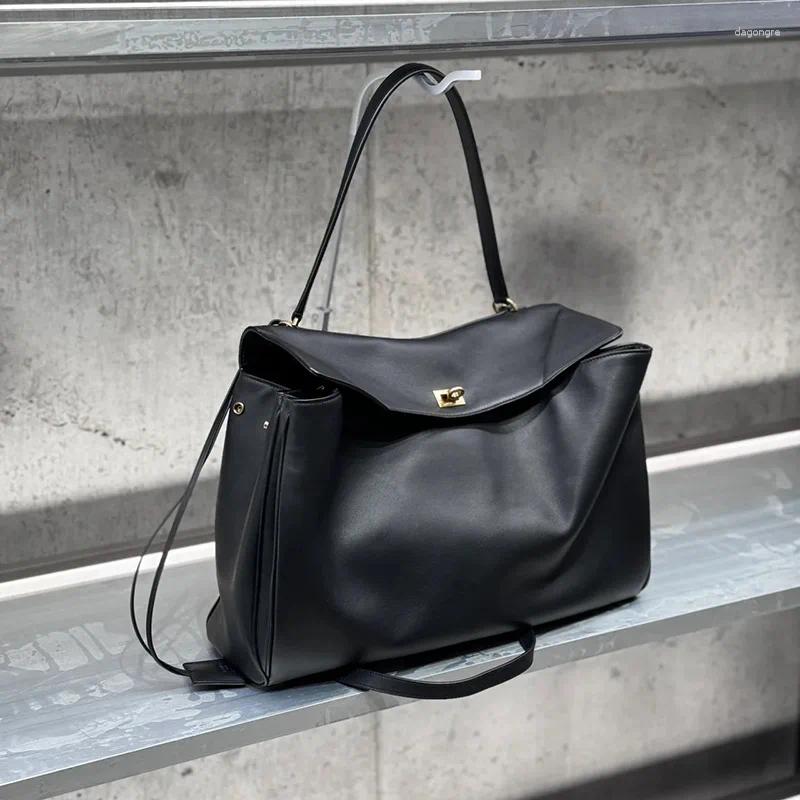 3 Totes 2024 Spring And Summer Dark Color Versatile Handbag Shoulder Underarm Bag Large Capacity Personalized Women's 4