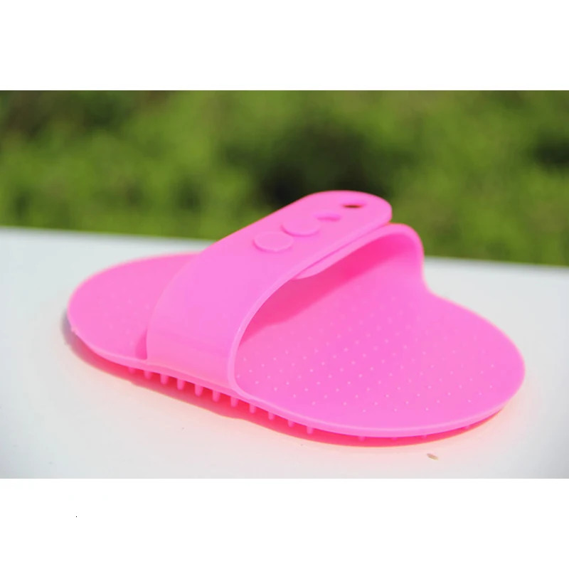 2026 New Cat Bath Brush Comb Rubber Hair Fur Grooming Massaging Massage Glove Pet Shower Dog Brushes Drop 240807 Free Shipping