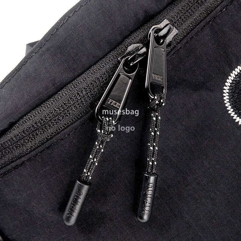 High quality men's trendy nylon crossbody bag Waterproof multi-functional chest bag men's crossbody bag Soft backpack