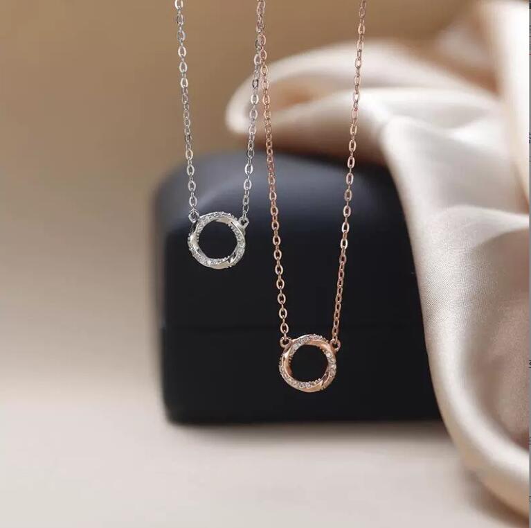 2024 Chocong Top Sell Irregular Circle Pendant Classical Jewelry Real 100% S999 Sterling Silver Pave Moissanite Diamond Party Sweet Cute Elegant Women