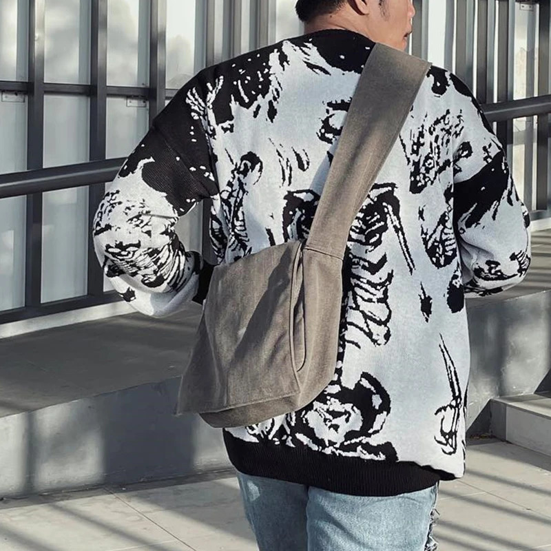 Harajuku Cotton sweater Women Aesthetic Top Y2k Clothes portrait Print Streetwear Knitted Sweater men Gothic Pullover autumn 240808