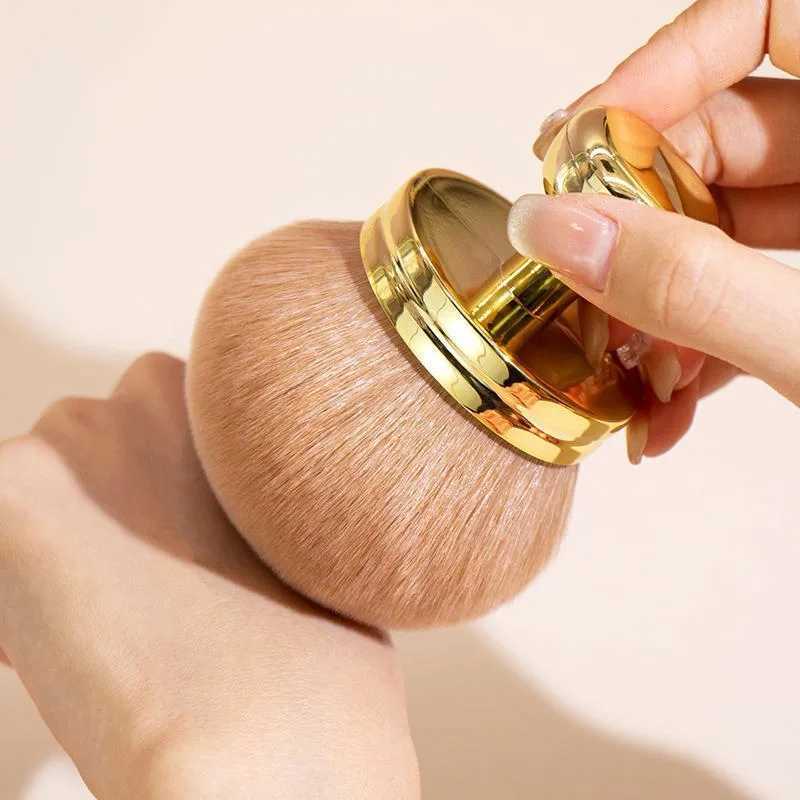 Extra Large Body Makeup Brush for Self Tanner Leg Makeup Bronzer Oval-shaped Flawless Kabuki Brush Kabuki Foundation Brush Y240807