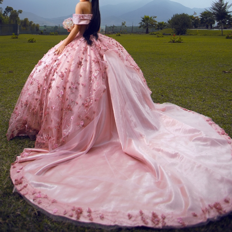 Luxury Pink Mexican Quinceanera Dressess Off The Shoulder Applique Beads Crystal Lace Up Corset Sweet 16 Vestido 15 De Anos