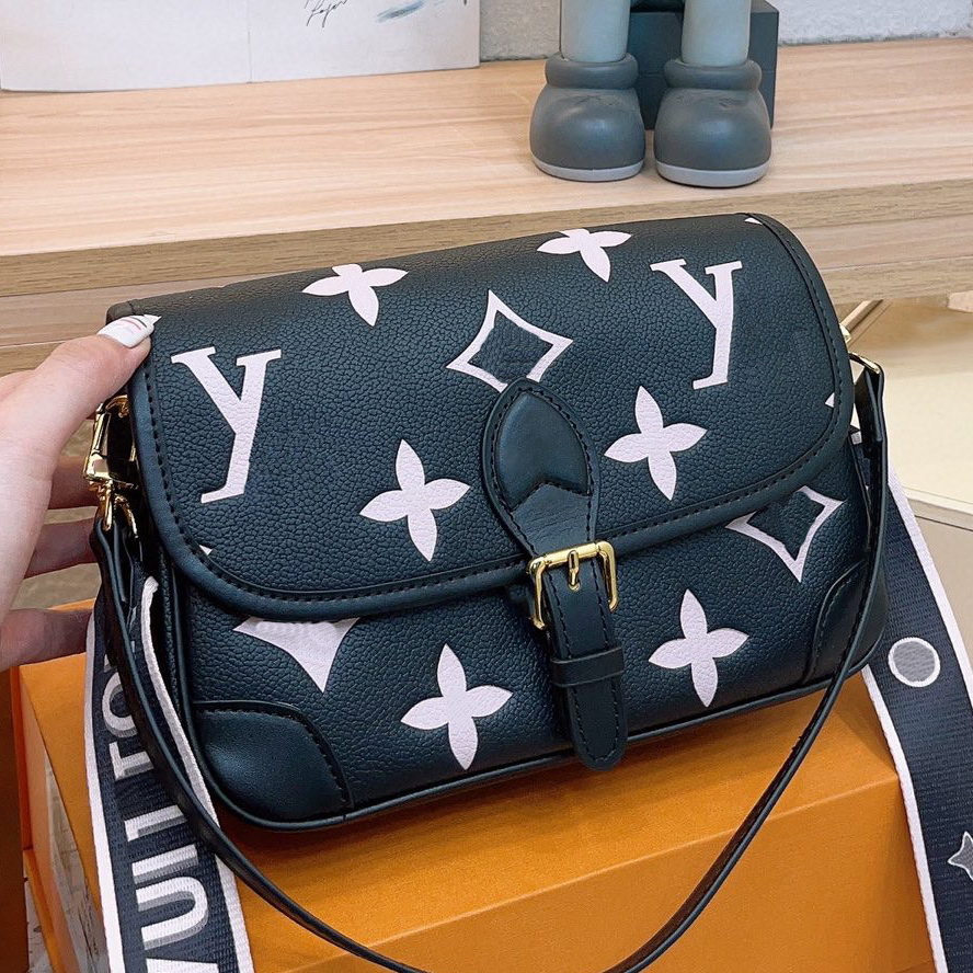 Designers Crossbody Bags Tassel Handbags diane bag Women Leather Soho Shoulder Fringed Messenger Purse Designer Wallet Evening Bag