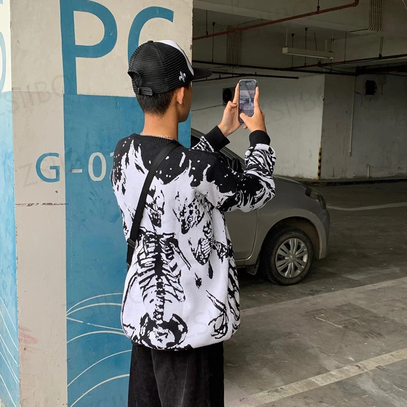 Harajuku Cotton sweater Women Aesthetic Top Y2k Clothes portrait Print Streetwear Knitted Sweater men Gothic Pullover autumn 240808