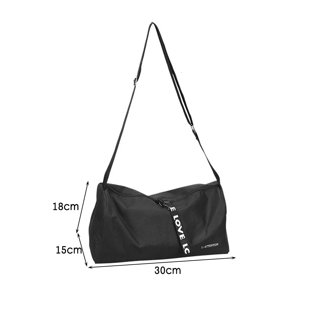 Fashionable outdoor fitness bag multifunctional sports and storage 600D nylon adjustable shoulder strap used for weekend training 240808