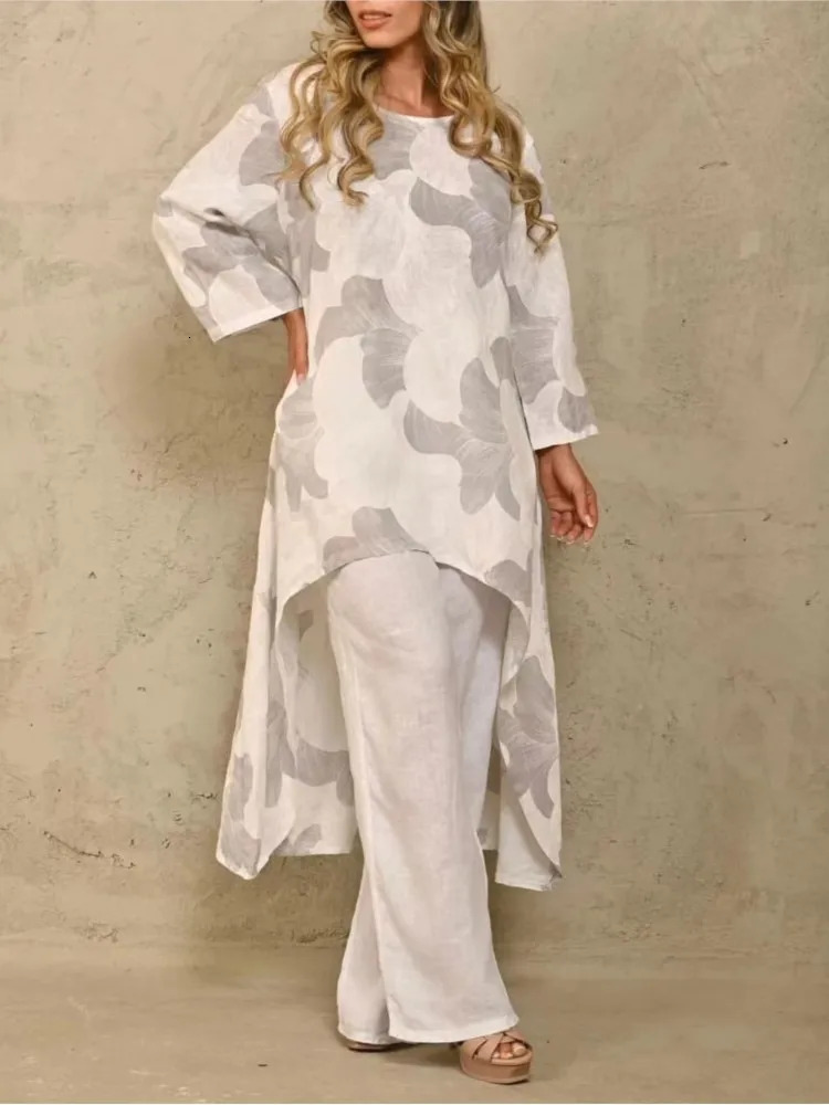 Casual Women Two Piece Sets Autumn Fashion O-neck Floral Print Long Tops Solid Wide Leg Pants Set Loose Trousers Suit 240813