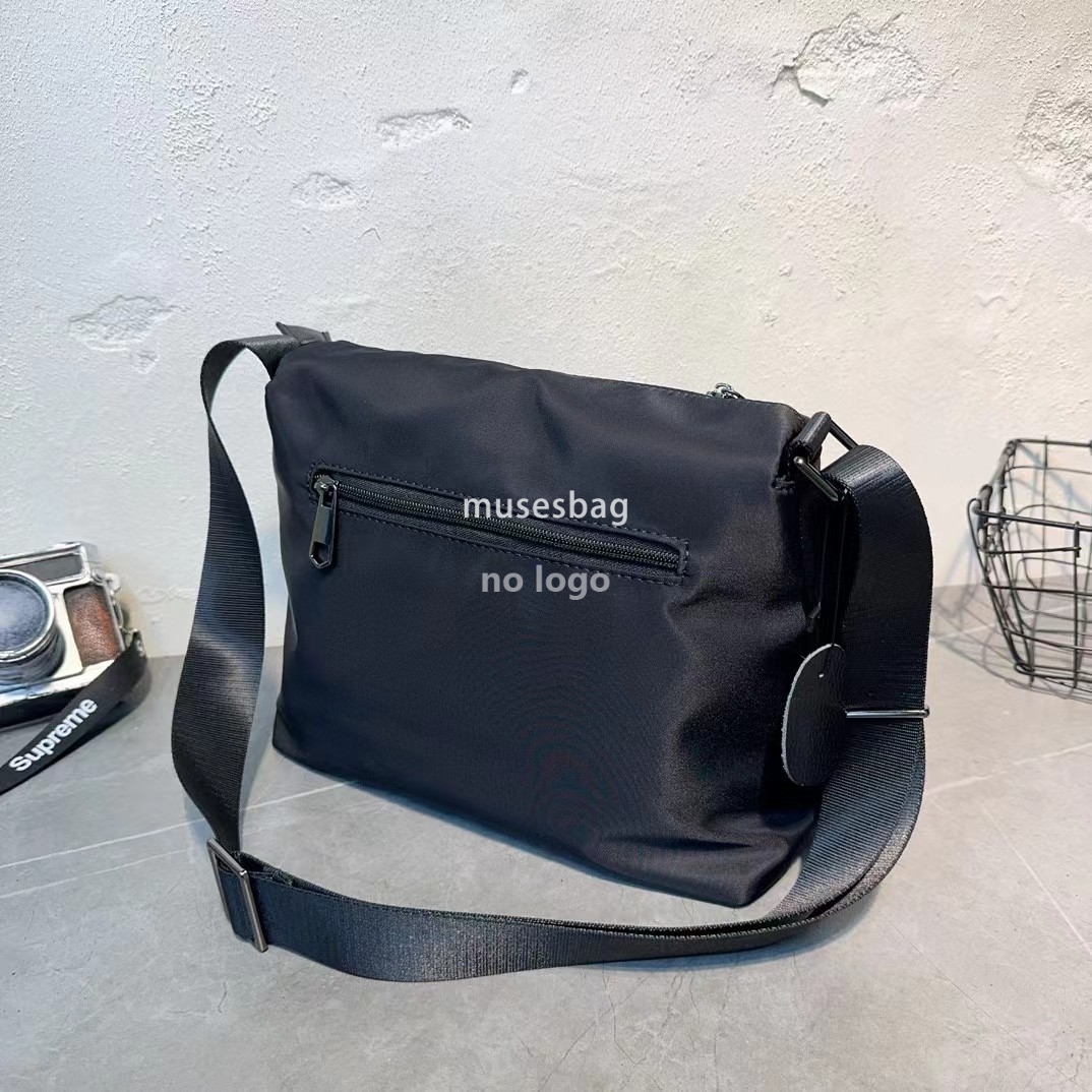 Fashion crossbody bag New waterproof nylon shoulder bag all-in-one large capacity crossbody bag leisure commuter bag simple women's bag