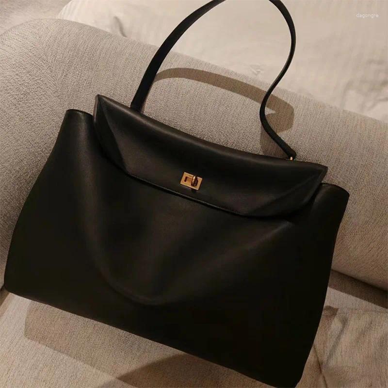 3 Totes 2024 Spring And Summer Dark Color Versatile Handbag Shoulder Underarm Bag Large Capacity Personalized Women's 4