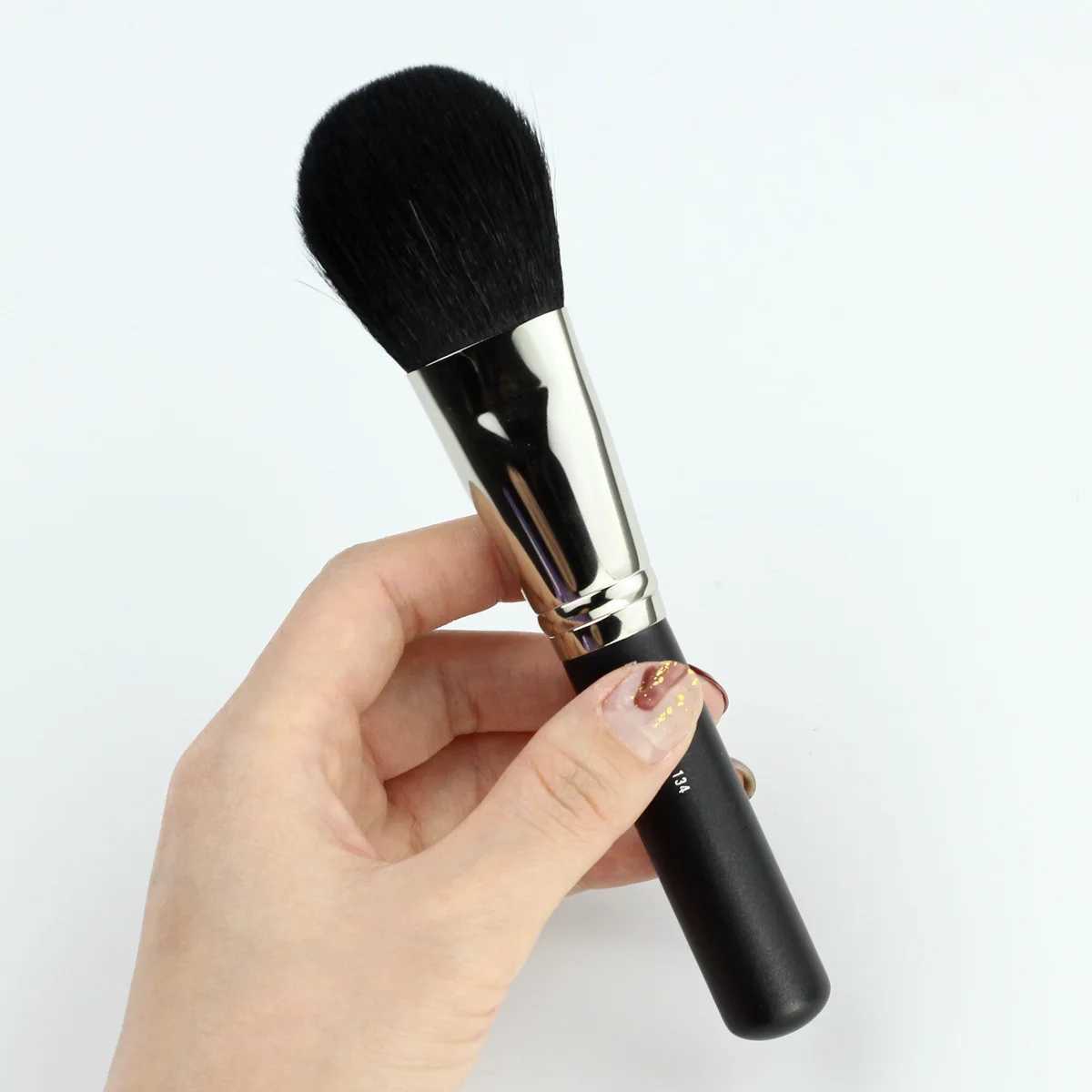 1pc M series Makeup brushes Powder Contour Eyeshadow Make Up Brush Animal Hair Wood handle High quality Cosmetic tools Artist Y240807