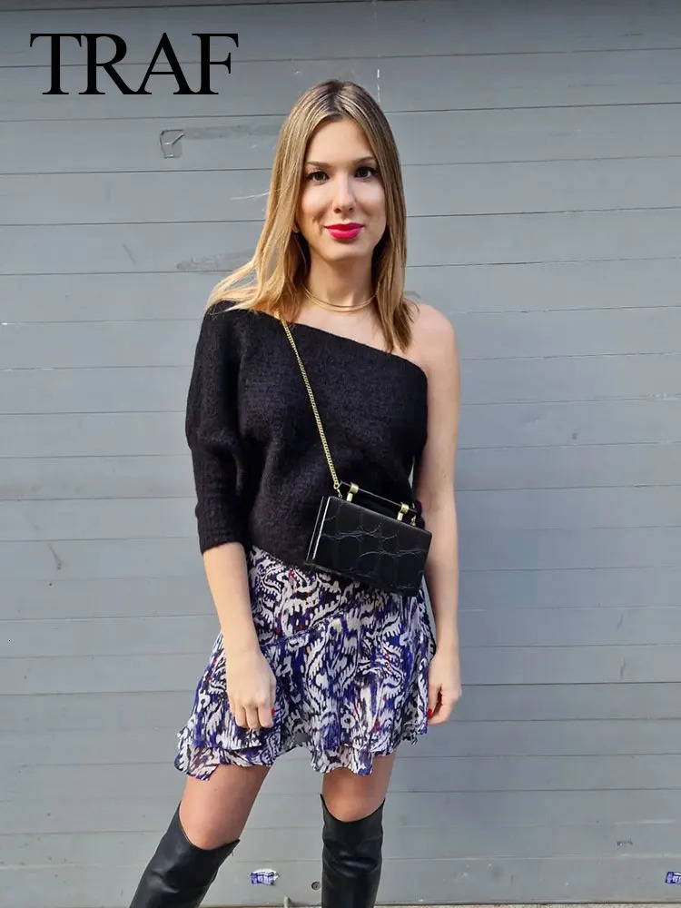 TRAF Women Grey Pullover Asymmetric Knit Off Shoulder Sweater Woman Black Bolero Cropped Jumper Women Knitted Sweater 240808