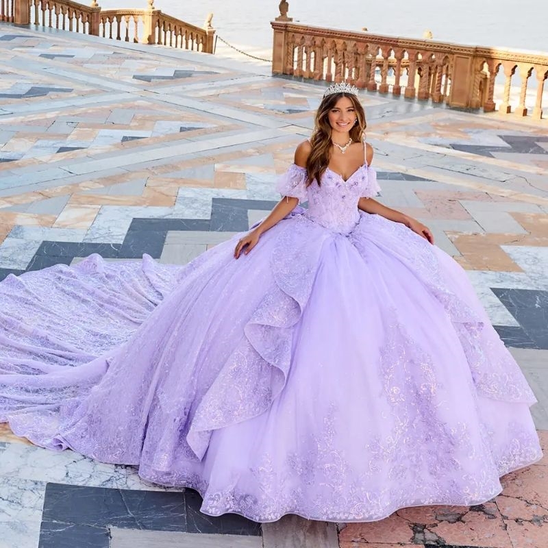Lavender Shiny Quinceanera Dresses Ball Gowns Applique Lace Beaded Crystal Tull Birthday Sweet 16 Vestidos 15 De Xv Anos