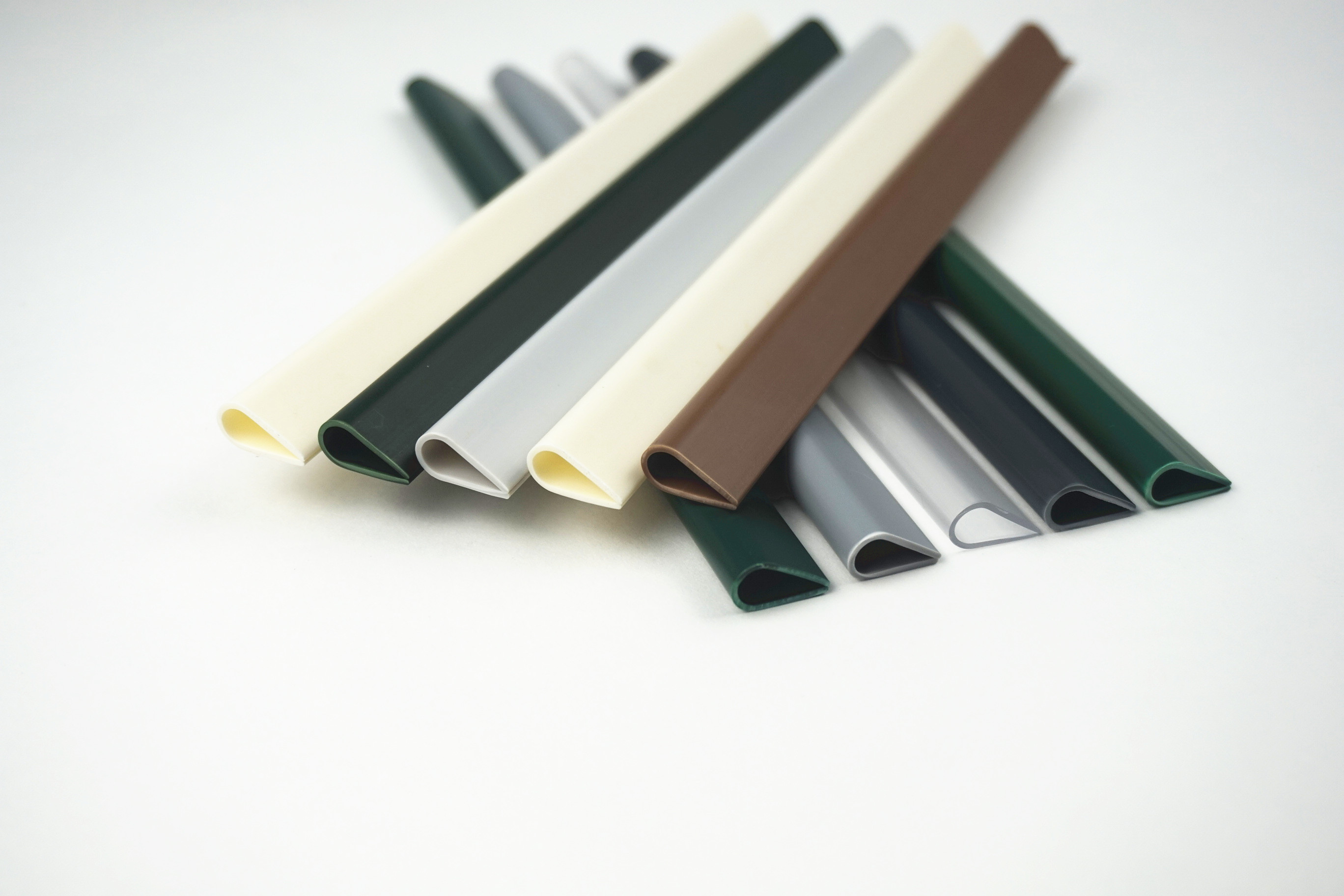 PVC plastic pole strip fence fence cloth clip office folder strip blade clip fence insert strip