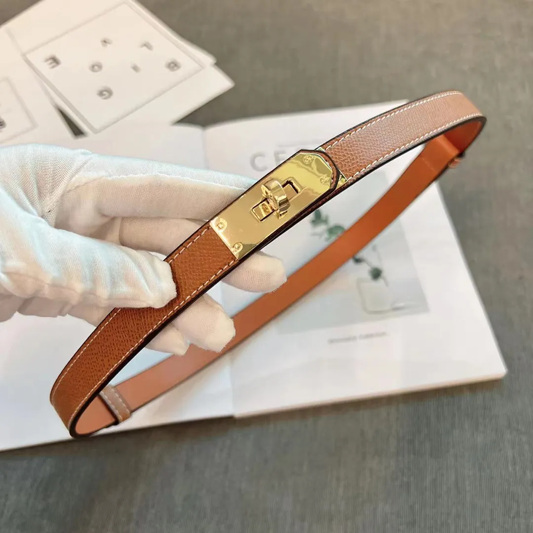 Designer fashion belts for women fashion brand belt golden silver buckle genuine leather top quality gold metal bucklepearl Solid colour triangle design belt