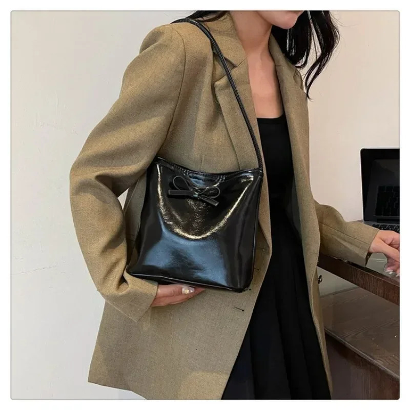 Bow Hasp PU Shoulder Bags Trendy Fashion Simplicity Crossbody Bags Versatile Womens Handbags Bolso Mujer 240808