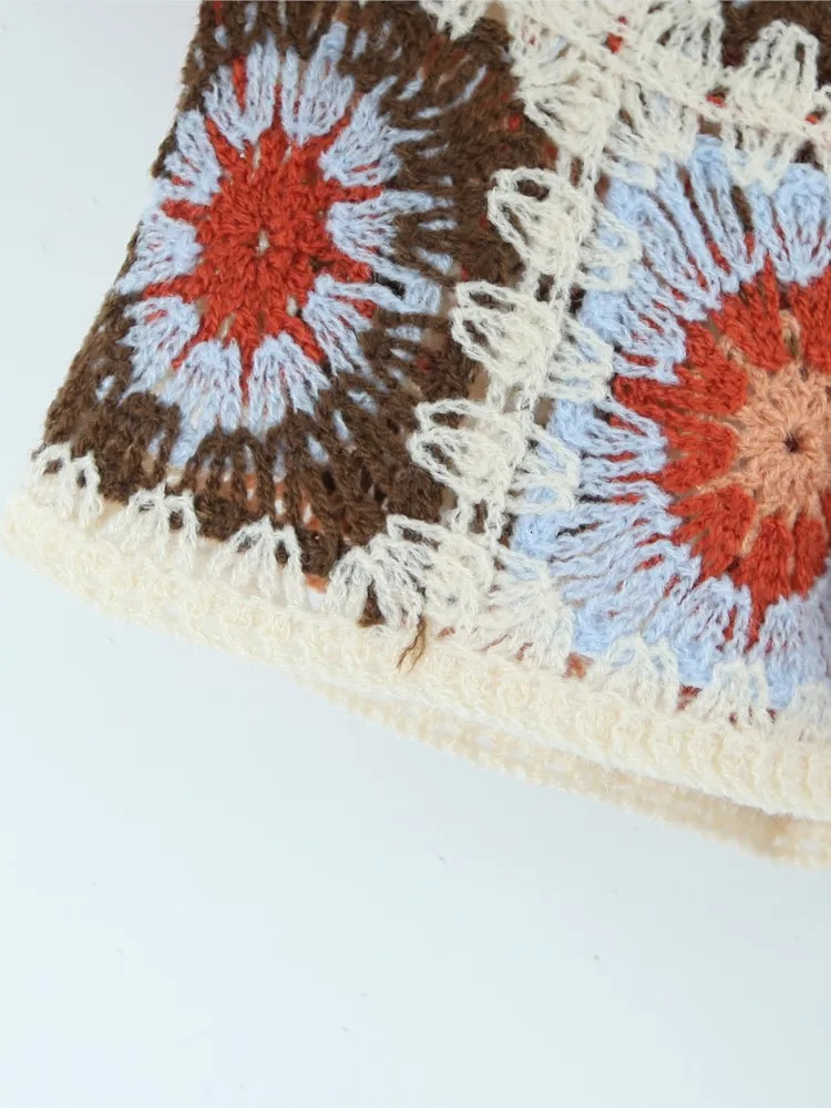 BOHO Hollow Out Crochet Geometric Flower Short Sleeve Cardigan Women Summer Holiday Front Buttons Lapel Sweater Crop Tops 240808