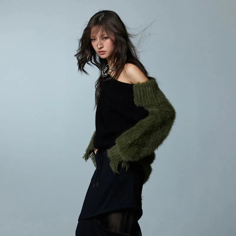 Karrcat Grunge Aesthetics Distressed Sweater Vintage Off Shoulder Knitted Pullover Korean Fashion Irregular Patchwork Knitwear 240808