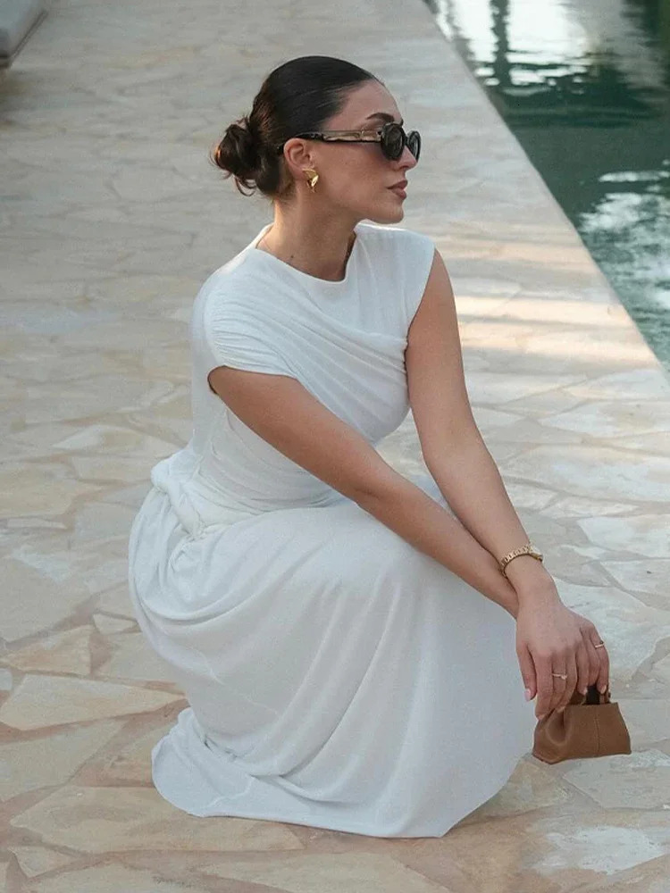 Elegant Asymmetry Pleated Maxi Dress Women Fashion Short Sleeve Elastic Long Dresses 2024 Casual Lady Highstreet Robes 240808