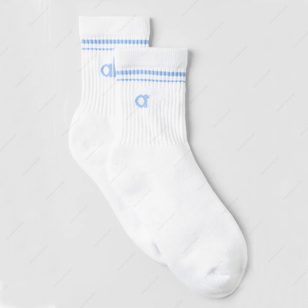 Sports Sock Elite Sport Designer Socks Middle Tube Men Women Free Shipping High Quality One-Size-Fits-All