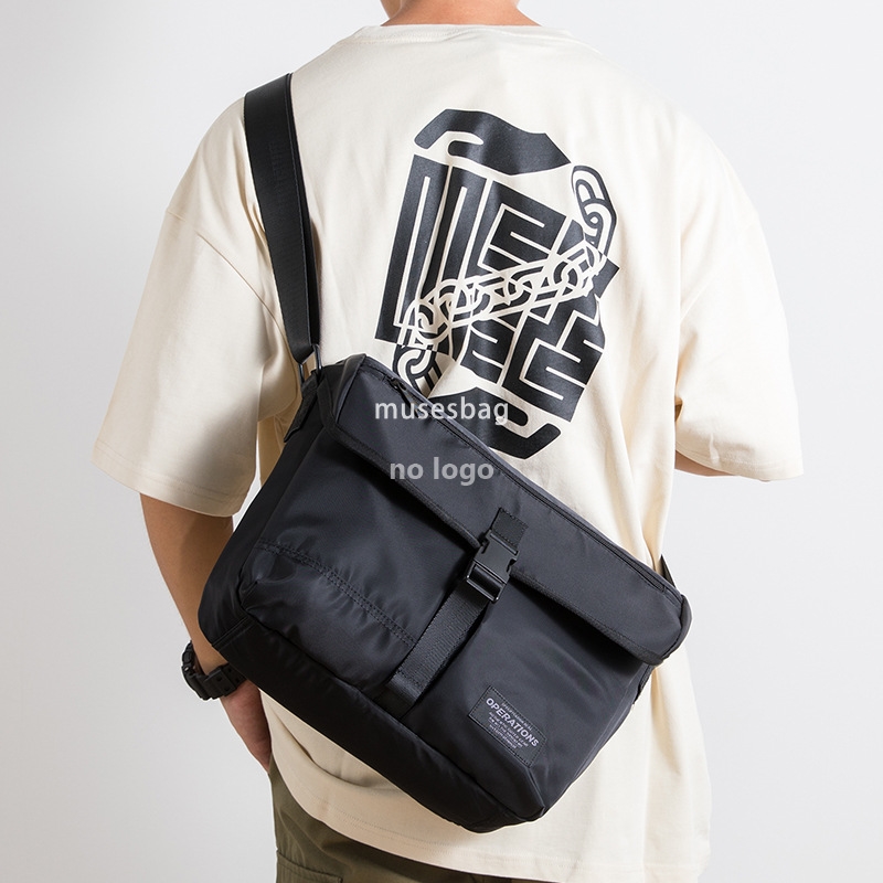 Korean casual men's shoulder bag Oxford cloth personality sports messenger bag Trend fashion youth commuter crossbody bag