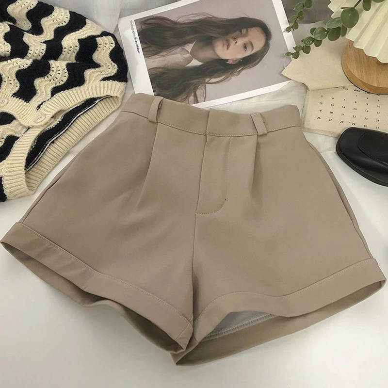 Elegant Suit Shorts Women Solid High Waist Wide Leg Shorts Office Lady Korean Fashion Black White Simple All Match Short Pants 240808