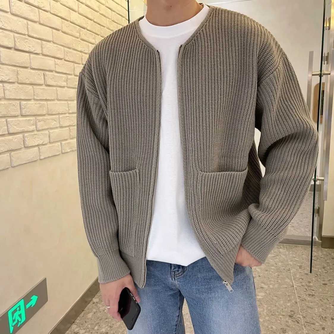 Knitted Sweaters for Men Round Collar with Pockets Man Clothes Plain Zip-up Jacket Cardigan Crewneck Solid Color Coat Zipper A SM240808