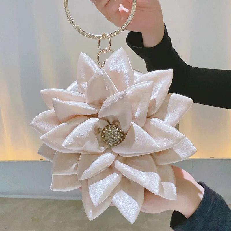 Flower womens handbag champagne handbag almond dinner handbag fairy wedding party cocktail Minaudiere shoulder bag coin wallet 240807