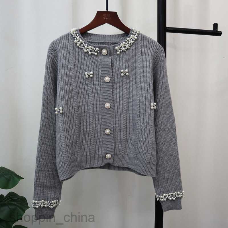 designer Women Jackets Coats fashion sweater jacket for women autumn winter with a soft delicate design that exudes elegance a socialite Knitted cardi