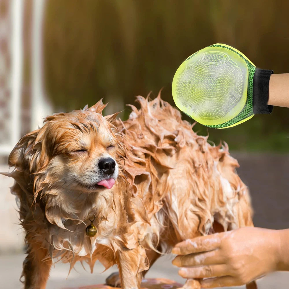 2026 New Cat Pet Rubber Grooming Dog Bath Massage Brush Cleaning Dogs Cats Horses Pets Hair Remover Mitt Gloves 240807 Free Shipping