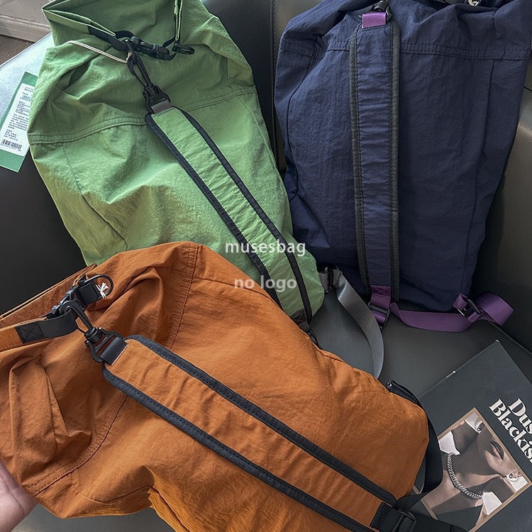 Super light! Men's and women's urban fitness wrinkle leisure outdoor sports waterproof roll mouth backpack large capacity single bag