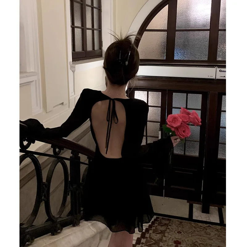 Black Sexy Backless Strap Tight Waist Long Sleeve Slim Dress Summer Fashion 240808