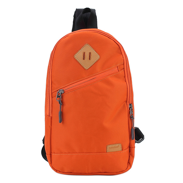 Outdoor men's shoulder bag chest bag Wide shoulder strap crossbody bag Men's waterproof convenient storage bag leisure sports backpack