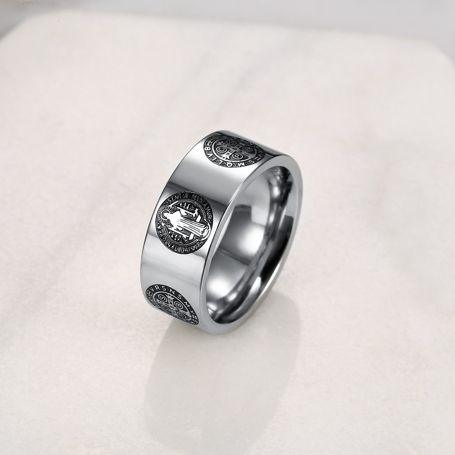 European and American style cross-border hot selling personalized 10mm men's stainless steel engraved corrosion ring jewelry wholesale does not f