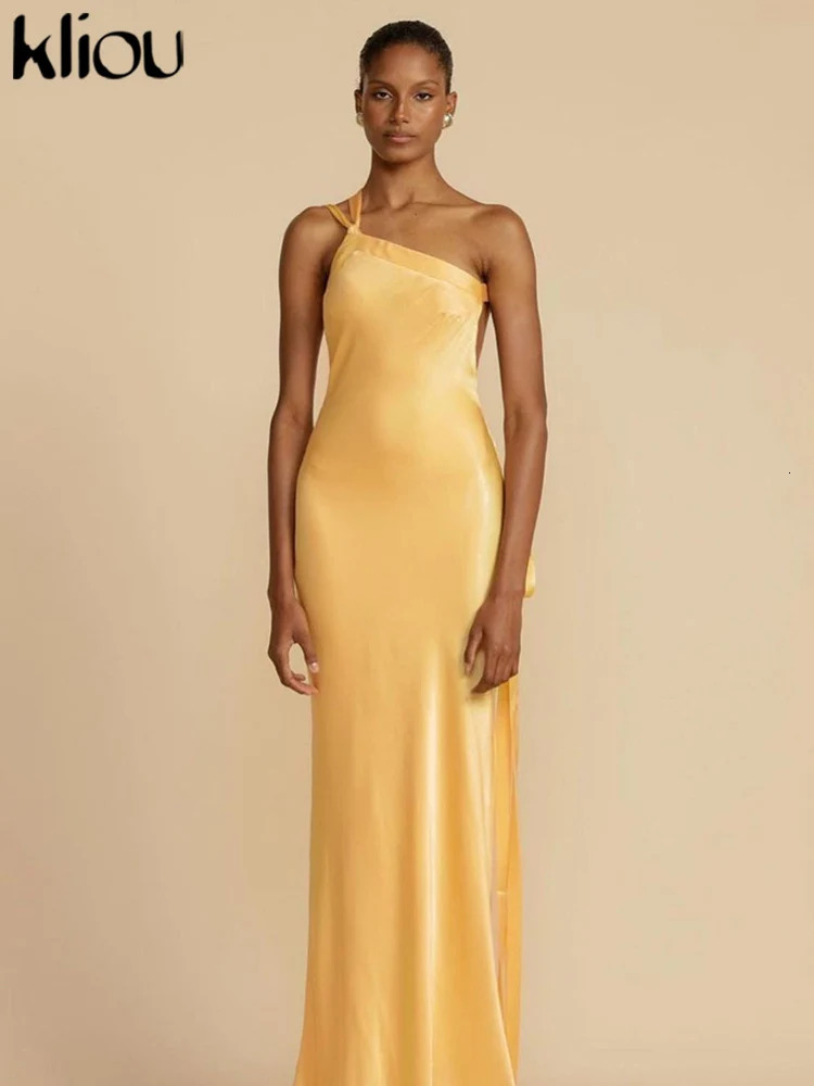 kliou Silk Elegant Maxi Dress Women Stunning Incline Shoulder Backless Sleeveless High Street Robe Concise Girls Evening Vestido 240812cj
