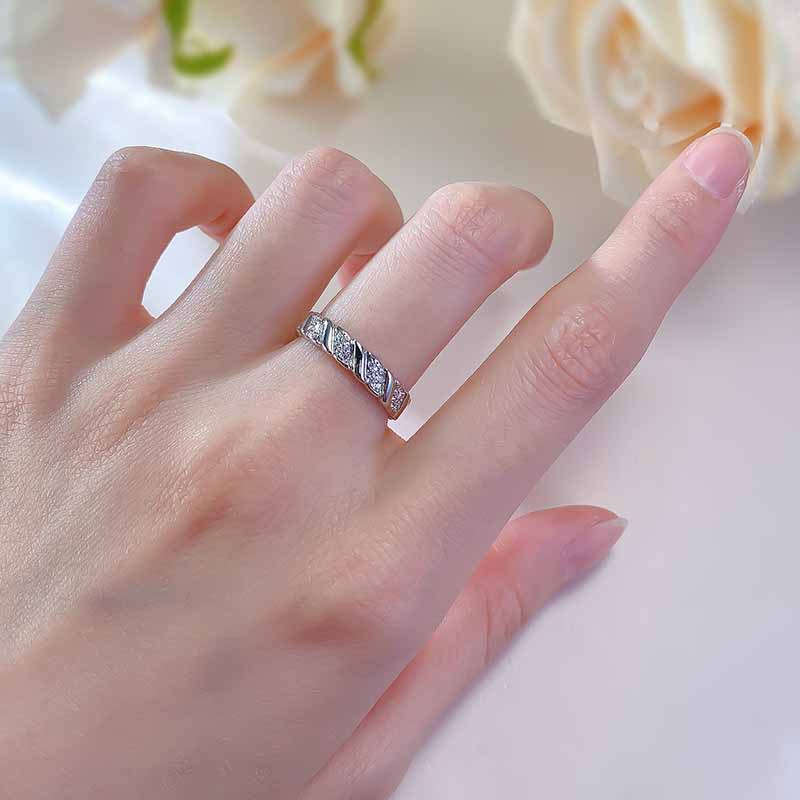 Elegant Real Sterg Sier Moissanite Dia Eternity Twist Ring