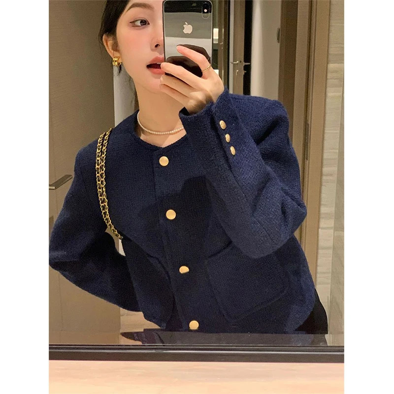Vintage Cropped Tweed Jackets Women Elegant Quilted Suit Coat Korean Single Breasted Blazer Winter Ladies Thick Short Outerwear 240812