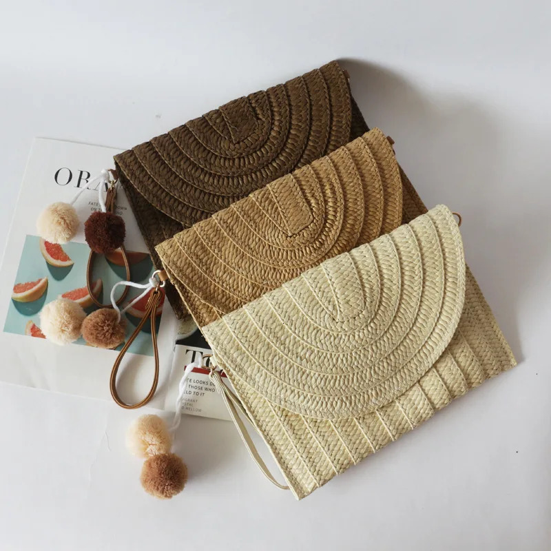 Woven clutch bag for women fashionable simple solid straw suitable late summer leisure vacation big wallet 240808
