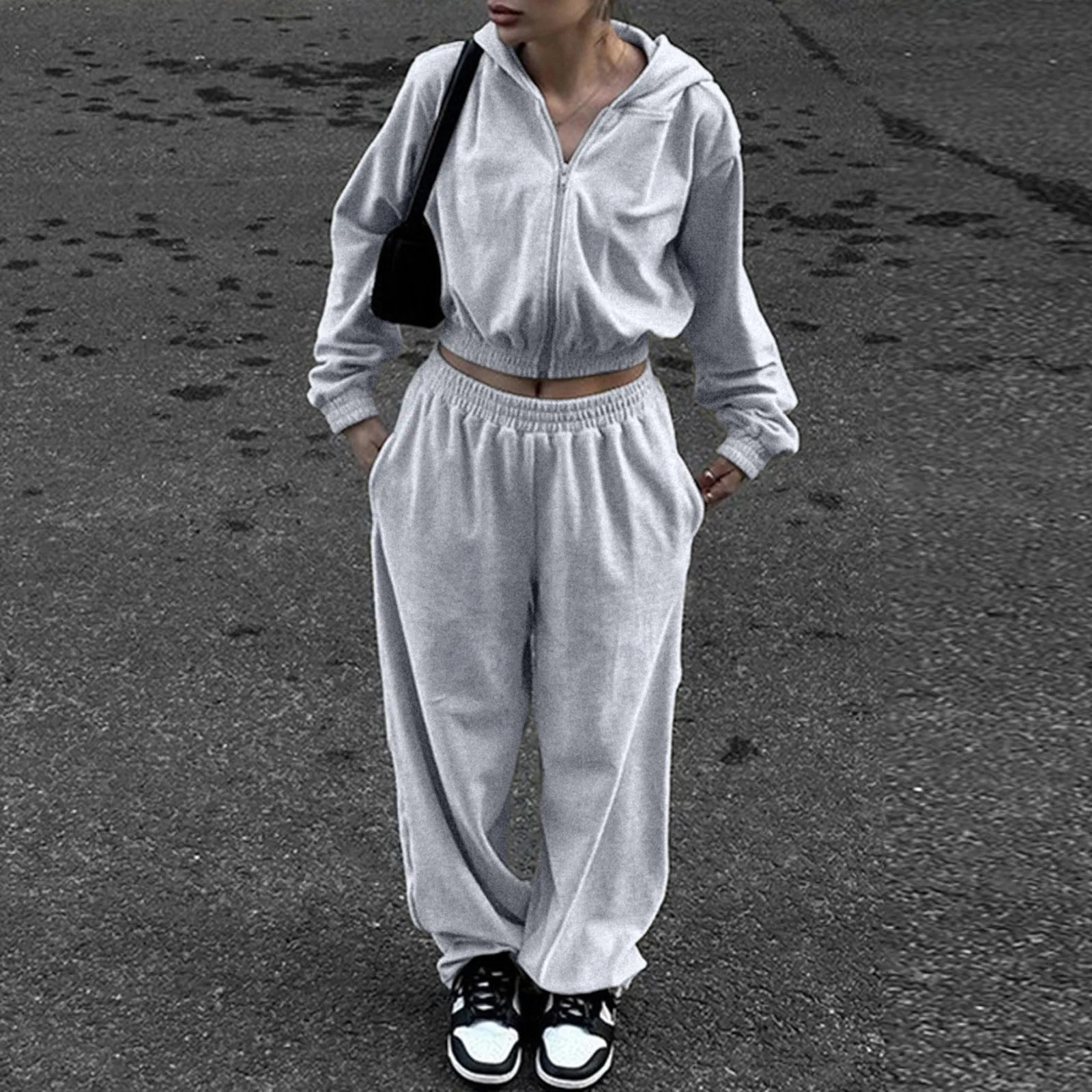 Womens Autumn Winter Casual Longsleeved Hoodie Sports Suit Solid Color Zipper Short Jacket Belted Tracuit Lady Twece Set