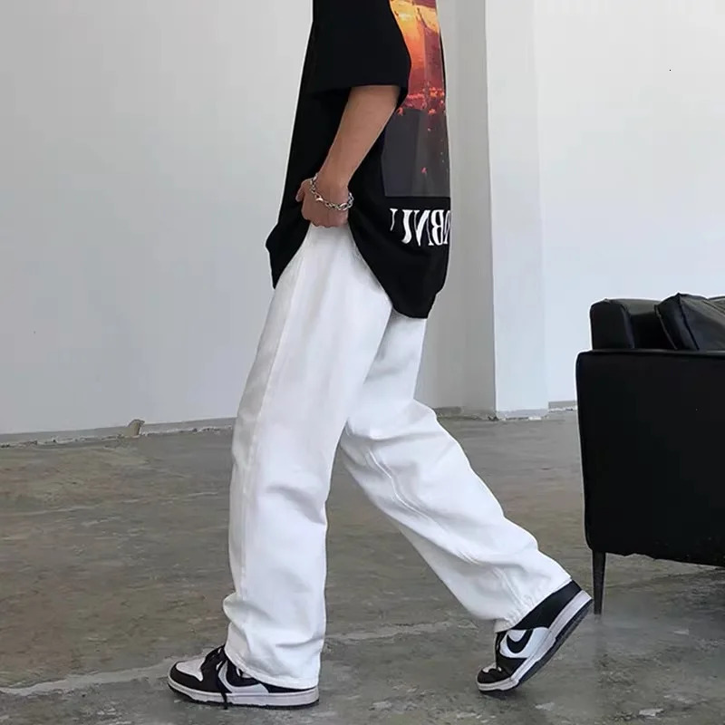 Wide Leg Jeans Men Fashion Casual White Jeans Men Streetwear Korean Loose Hip-hop Straight Jeans Mens Denim Trousers M-3XL 240809
